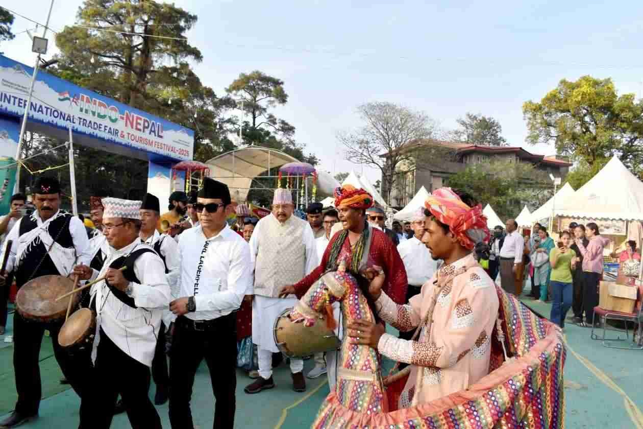 पर्यटन को बढ़ावा देने के लिए हवाई सेवा जरूरी: महाराज